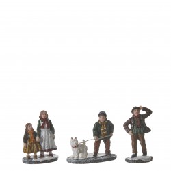 3 Personnages Du Village...