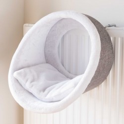 Abri douillet radiateur...