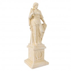 Déesse grecque de la Lune...